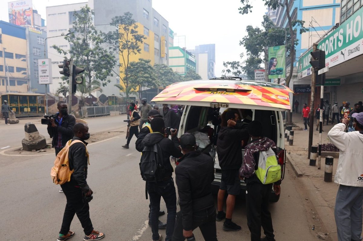 St John Ambulance evacuate 2 casualties in Nairobi CBD protests