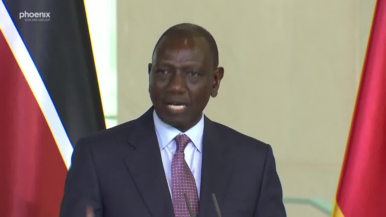 O acordo de migração entre a Alemanha e o Quênia é uma situação ganha-ganha para ambos os países, diz o presidente do Quênia, William Samoei Ruto. O acordo tem como objetivo promover o recrutamento de trabalhadores qualificados do Quênia e facilitar a repatriação de requerentes de asilo rejeitados